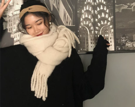 围巾女冬季韩版百搭学生软妹流苏针织长款加厚...