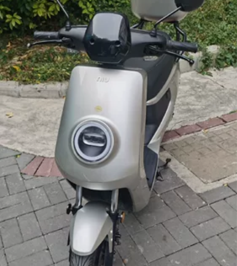 小牛电动 M+sport 续航70公里 4...