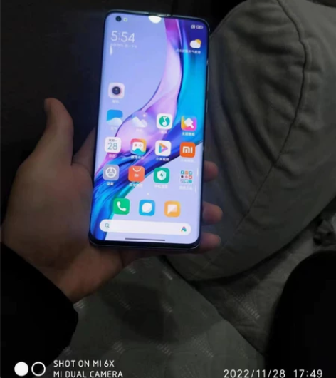 小米10S手机。8+256GB换过后盖整体...