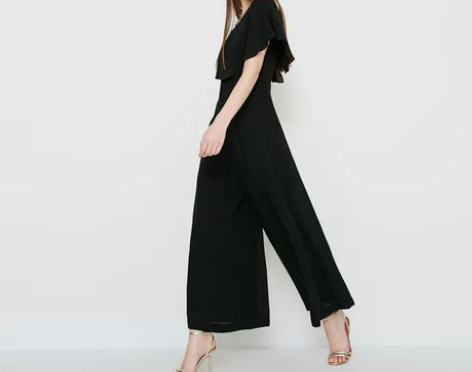 Vero Moda荷叶边装饰领九分阔腿连体...