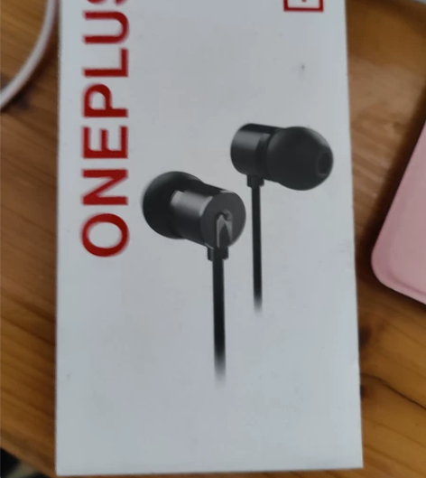 一加耳机 感兴趣的话点“我想要”和我私聊吧~