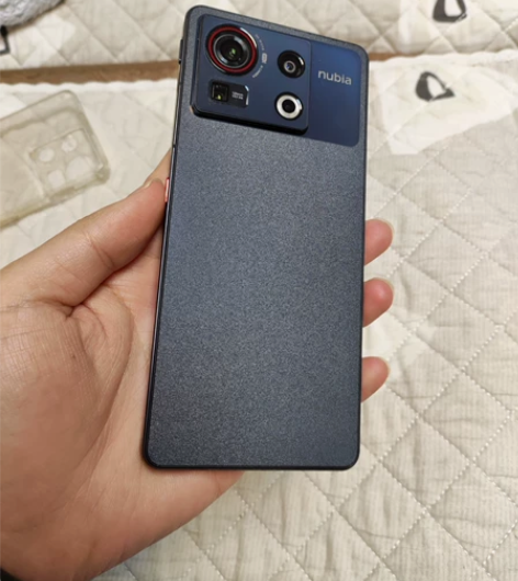 努比亚z40spro 8+256g，全套齐...