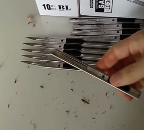 帮客户定制的伸缩式3号手术刀美工刀架，雕刻...