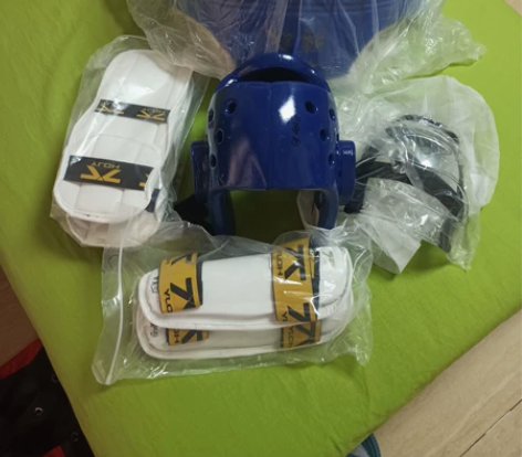 6岁的跆拳道护具,新买的,全新道具,一次都...