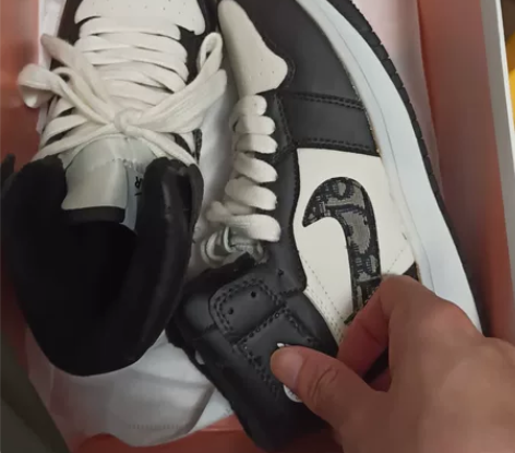 亏本清仓处理女士老爹鞋高帮板鞋女运动鞋小白...