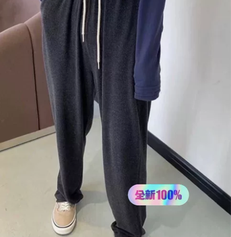 加绒糯唧唧遛狗裤 全新 感兴趣的话点“我想...