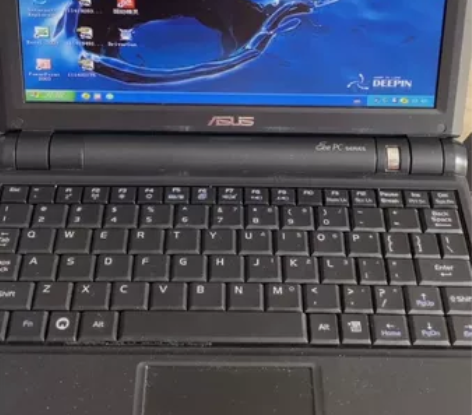 自用的华硕 ASUS Eee PC 900...