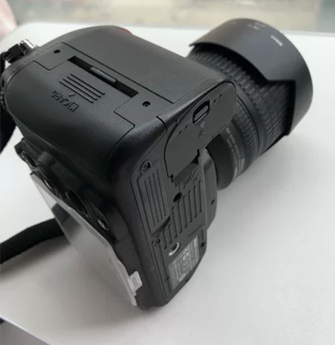 Nikon尼康D7000单反配18-105...