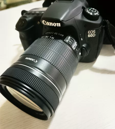 佳能EOS60D单反购于苏宁 多年前跟风买...