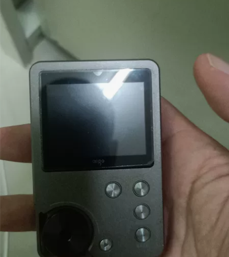 爱国者105   9成新，基本上没用过 感...