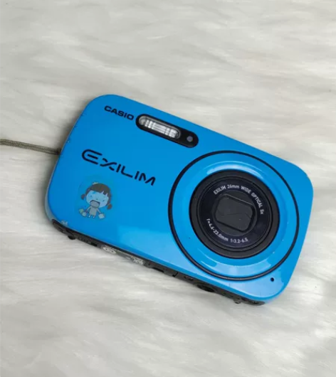 卡西欧n1 1600w像素5倍光变成色如图...