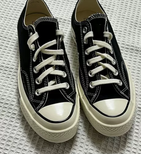 匡威低帮黑色帆布鞋，鞋子买长了，九成新 代...