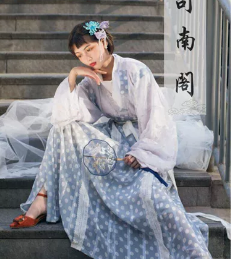 清衣柜 汉服 司南阁 一点点 晋襦套装 一...