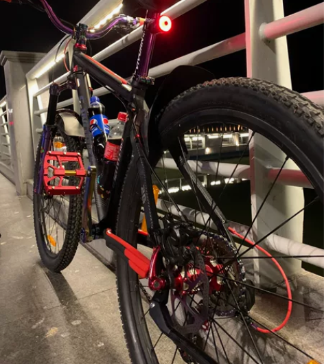 山地自行车，DIY爱车出让，喜欢的骑走 感...