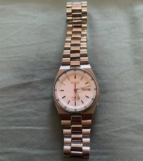 西铁城手表,顺丰包邮 感兴趣的话点“我想要...