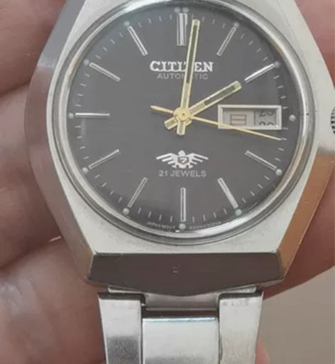 老西铁城手表，所有功能正常，可戴可收藏。外...