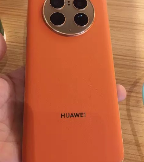 转让华为Mate50Pro512GB 感兴...