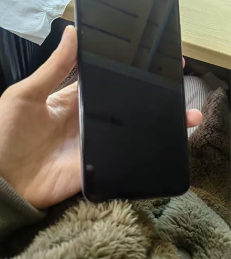 出手机,华为nova6se, 8+128g...