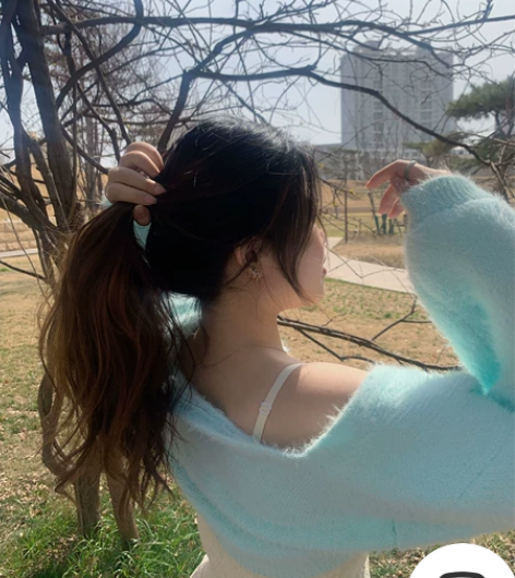 出背心开衫半身裙 m码可分开卖 感兴趣的话...