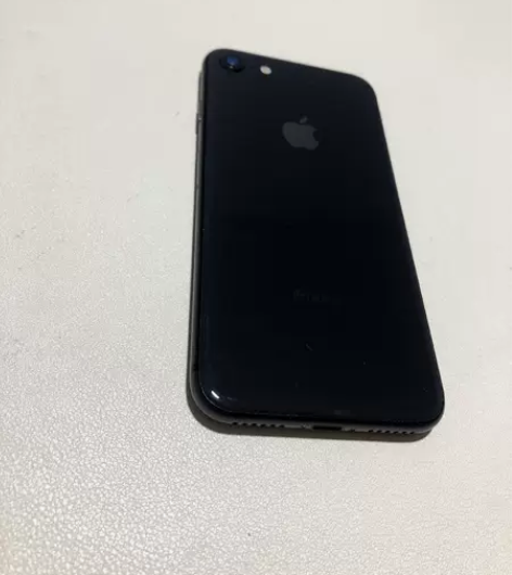 苹果8黑色 64g 无拆修，功能全好，买来...