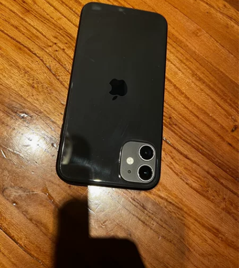 同城出苹果11一部，面容灵敏，系统流畅，电...