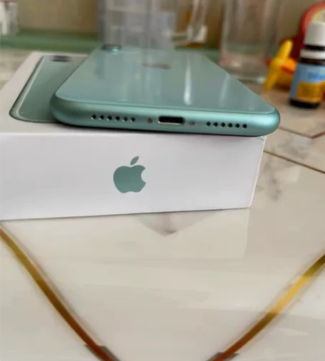 国行11双卡128g电池92原装 感兴趣的...