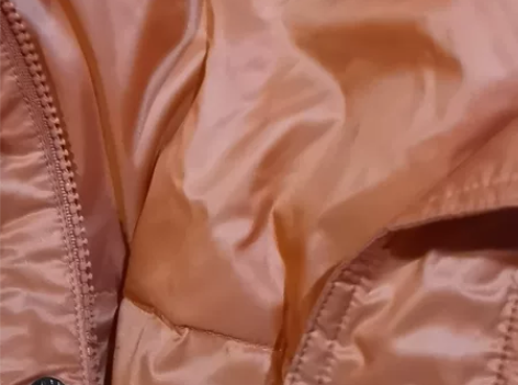 男士羽绒服，绝对好绒，牌子不大，穿上暖和，...