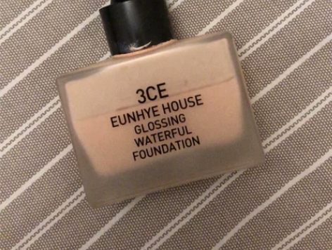 粉底 用了1/4 感兴趣的话点“我想要”和...