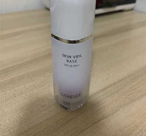 兰芝紫色隔离 只用过两三次 9.99新 天...