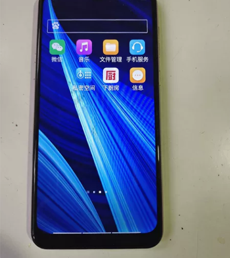 处理闲置海信手机一部，4+64GB，7成新...