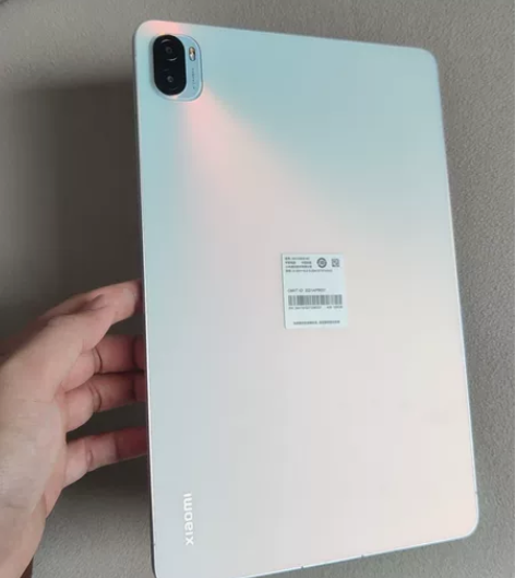 小米平板5pro 公司奖品刚激活一周,发...