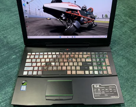 ?i7-8750H四核神舟战神Z7二手GT...