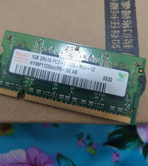 出两根ddr2代笔记本内存条1x1GB=2...