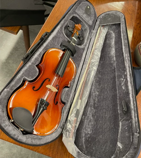 闲置的小提琴 刚用了两个月的练习琴老师刚好...