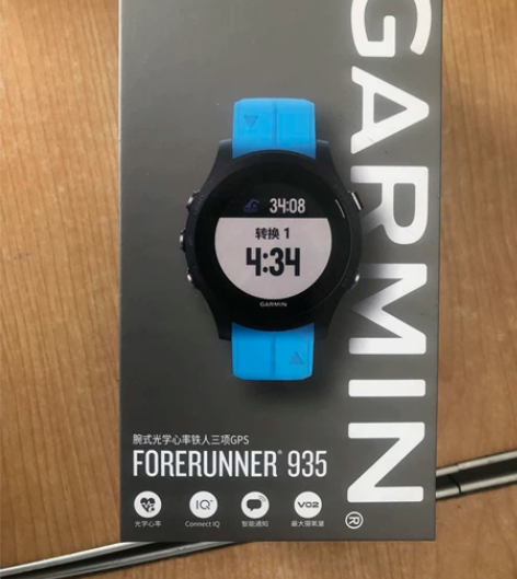 Garmin佳明Forerunner 93...
