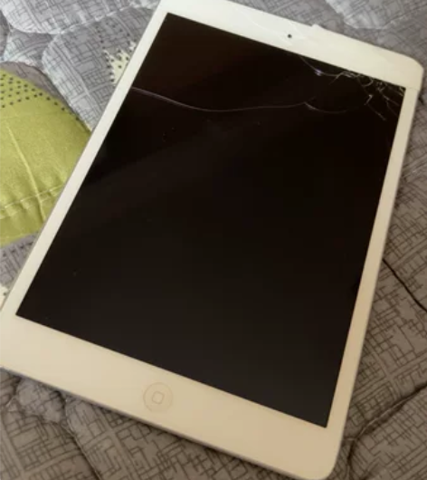 ipad mini 2 16G 除了屏幕角...