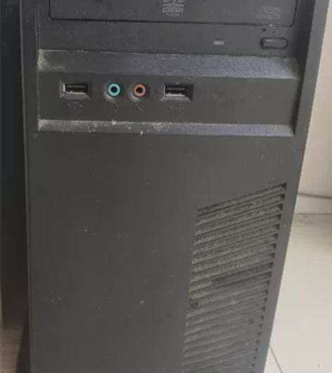 联想台式机，型号扬天R4900d，功能完好...