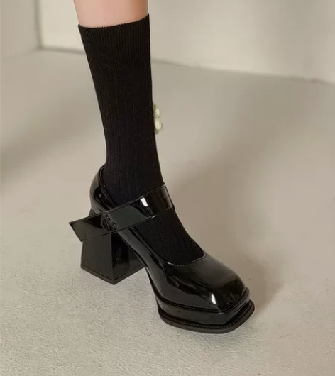 贾不假玛丽珍鞋女2022年新款法式厚底粗跟...