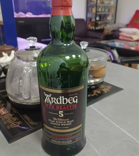 阿贝5年装饰花瓶摆件插花 感兴趣的话点“我...