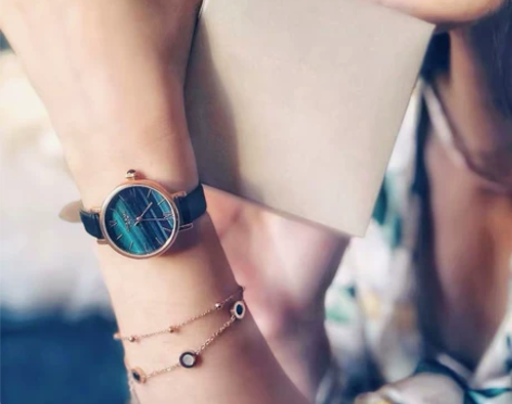 文艺复古小众ins女表Lola Rose ...