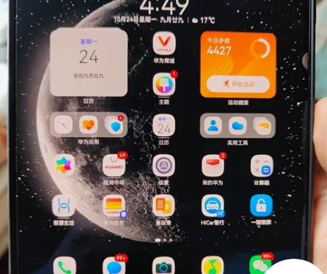 华为mate xs2,8+256锦白,有三...