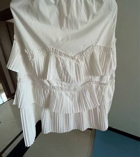 白色半身裙，蛋糕裙，闲置腾衣柜，半包邮出 ...