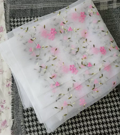 全新！好看的网纱刺绣面料 宽幅1.5米，长...