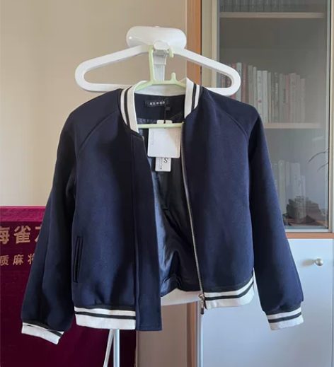 棒球外套+短裙套装 墨蓝色，短款，棒球外套...