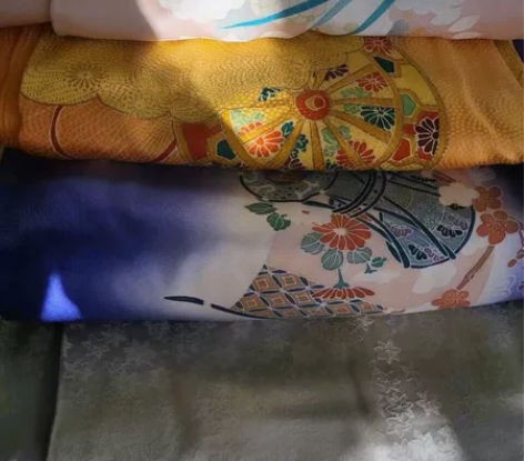 正绢付下访问着和服4件堆物 宝蓝花枝描金绞...