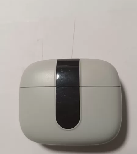 铂迈耳机抹茶绿色 只有左耳，右耳丢了刚买没...