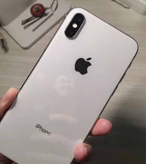 ＃iPhone X 256G 出闲置一台i...