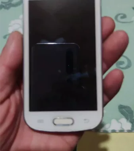 三星s7562i双卡双待，没摔过，无磕碰，...