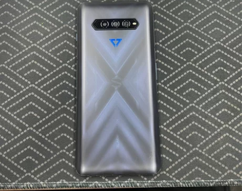 黑鲨4Pro 全网通5G游戏手机  8+2...