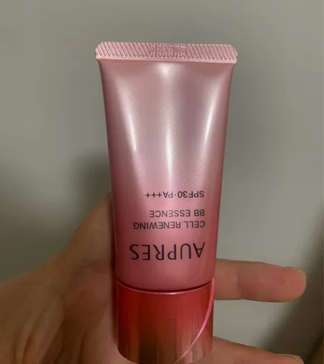 欧泊莱隔离防晒 专柜买的。正品 没用过 用...
